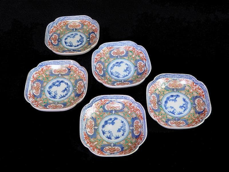 大聖寺伊万里　金襴手　松竹梅に草花紋の図　四方角皿 ５枚　C688AS-fbbi