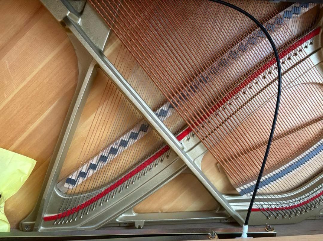 1月いっぱいまでの投稿です　値下げ無し　カワイ　ピアノ　KAWAI K-18B