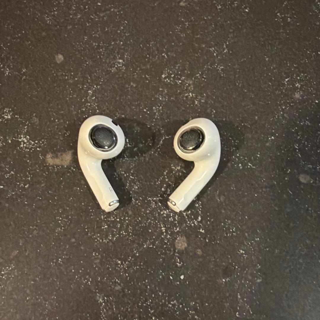 AirPods Pro (第2世代) 本体 Lightning