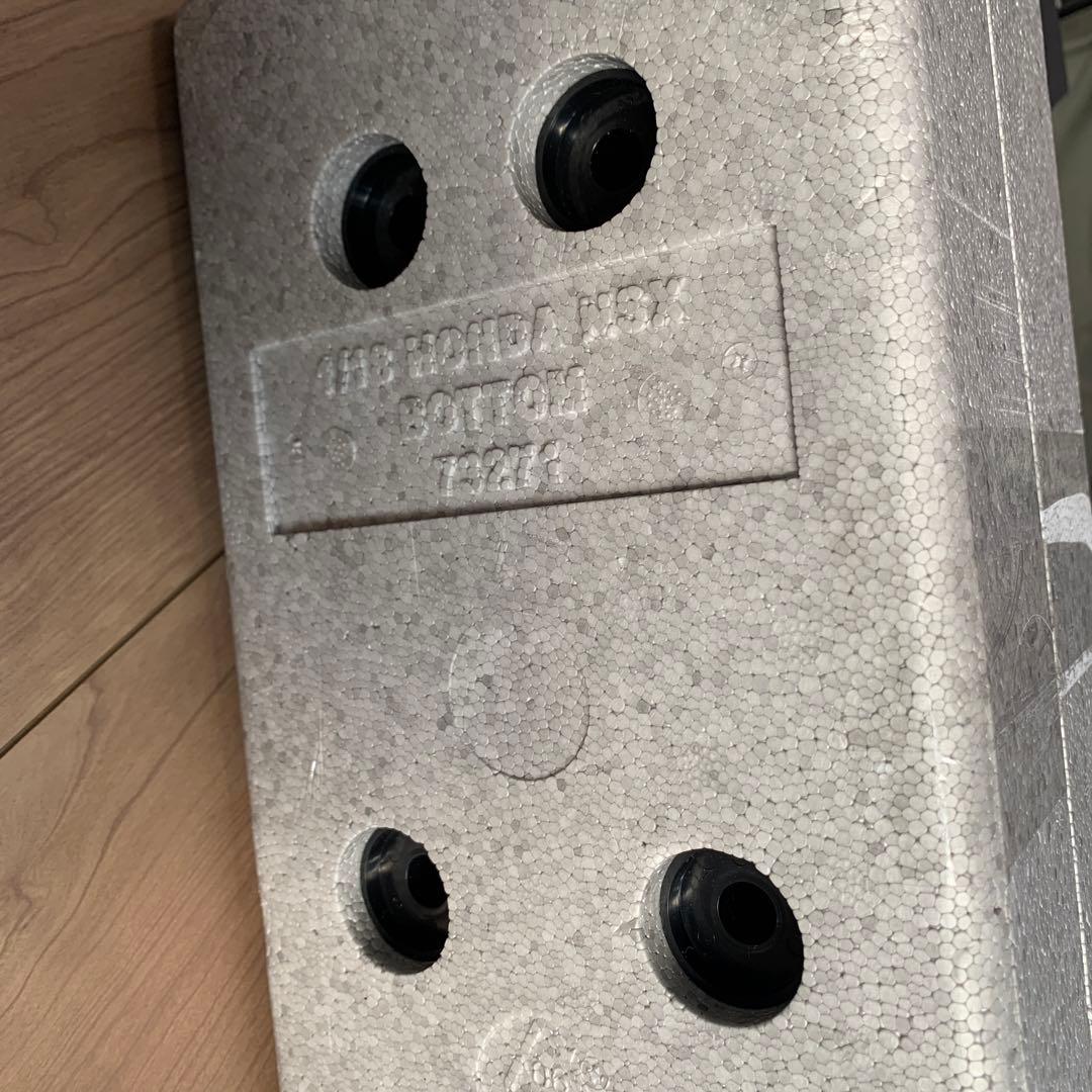 AUTO art 1/18ホンダNSX-NA1チャンピオンシップホワイト