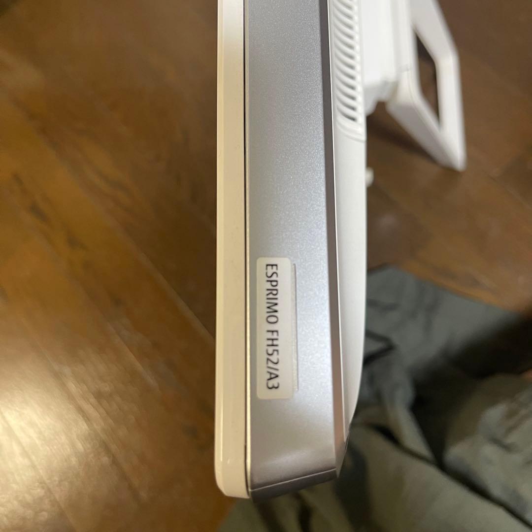 【半額】Fujitsu デスクトップPC ESPRIMO FH52/A3