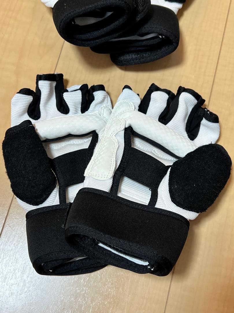 バーネススタイル グローブ＋シューズ 2セット LAVA