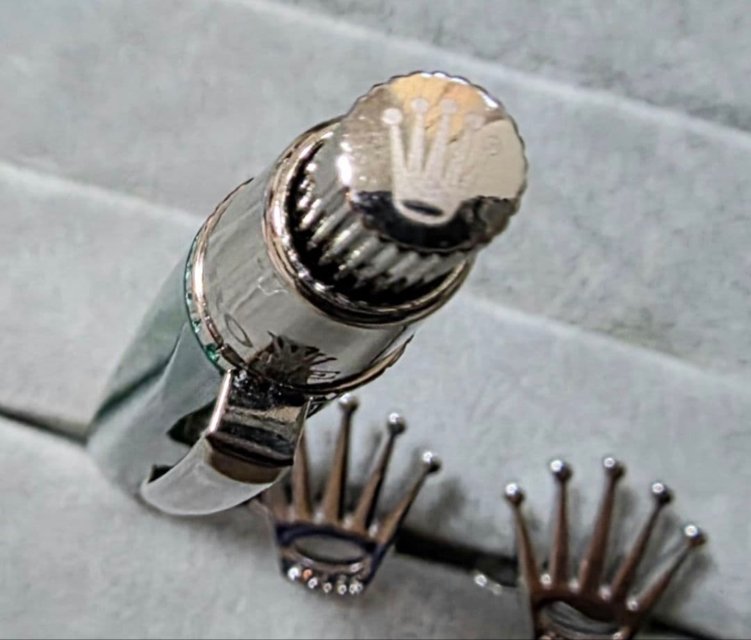 ロレックス　プッシュ式 グリーンボールペン・カフスセット　新品