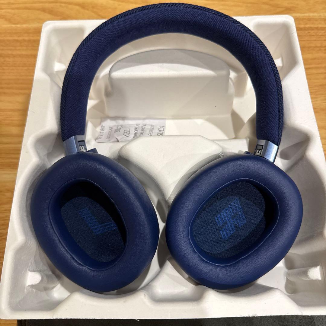【美品】JBL LIVE770NCワイアレスヘッドホン
