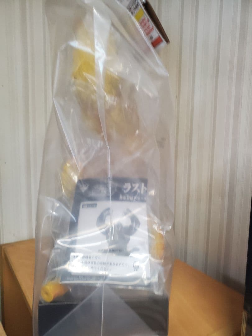 新品未開封郵送箱付き一番くじドラゴンボールラストワン賞黄金大猿悟空ソフビ