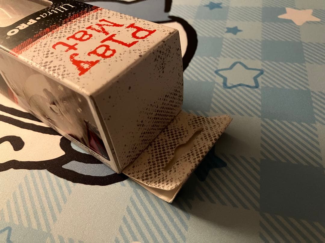 【MTG】新品プレイマット　大修道士、エリシュノーン　2017年　箱傷みあり