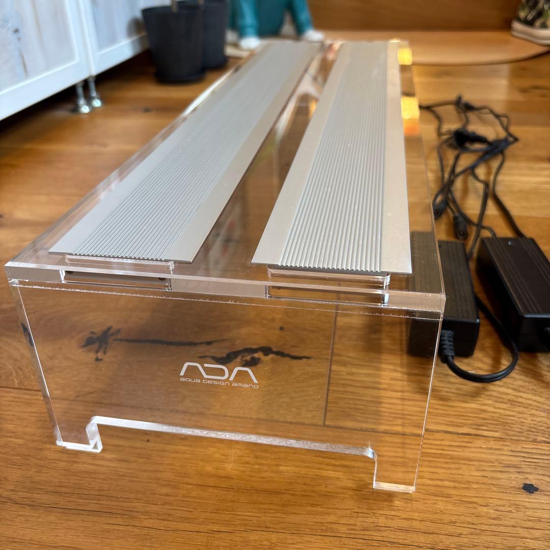 ADA LEDライト　60cm水槽用