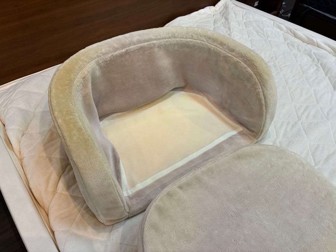 Simmons ソファ型犬用ベッド