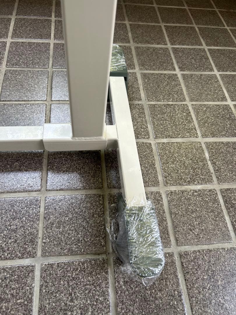 【美品】パラマウント　サイドテーブル　KF-282　ベッドテーブル