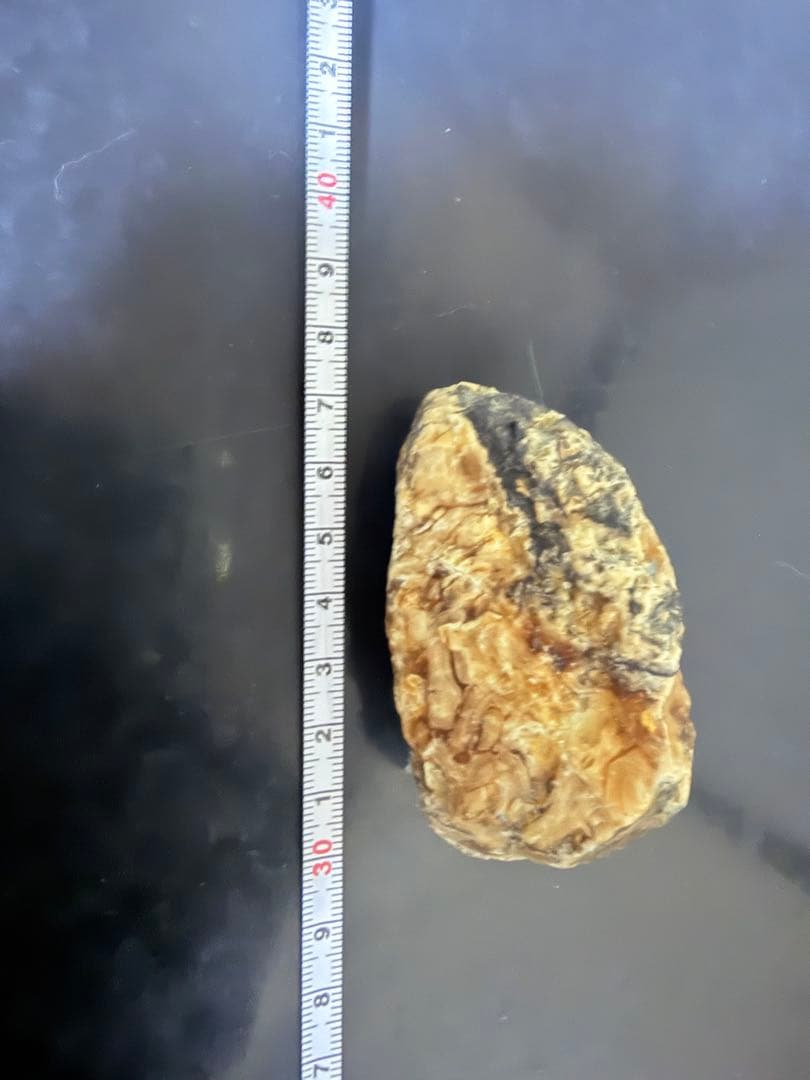 岩手県北産　琥珀　原石