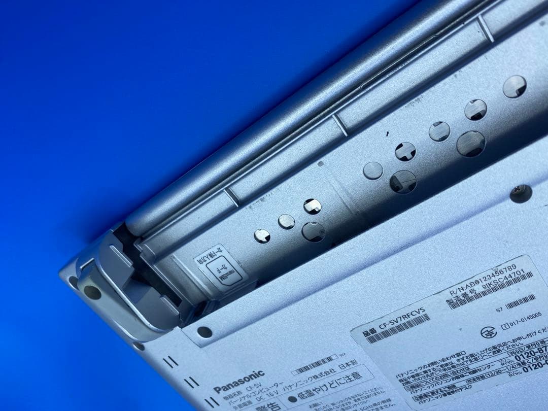 Panasonic Let’s note SV7 Windows 11 対応