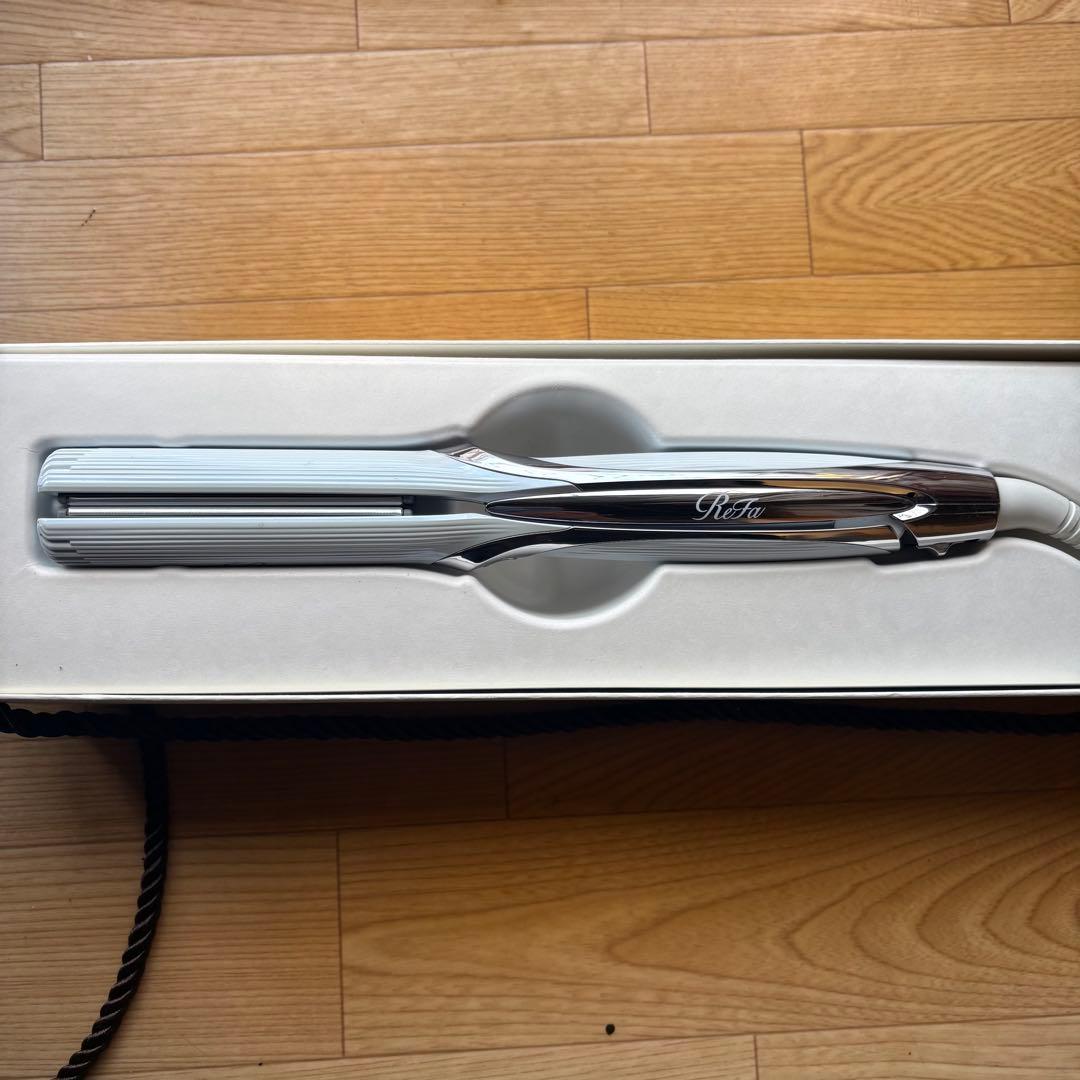 【美品】ReFa ストレートアイロン プロ RE-AT-02A ホワイト