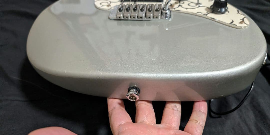 廃盤 Elioth S305 SSH ストラトタイプ アーム付属 タップ可