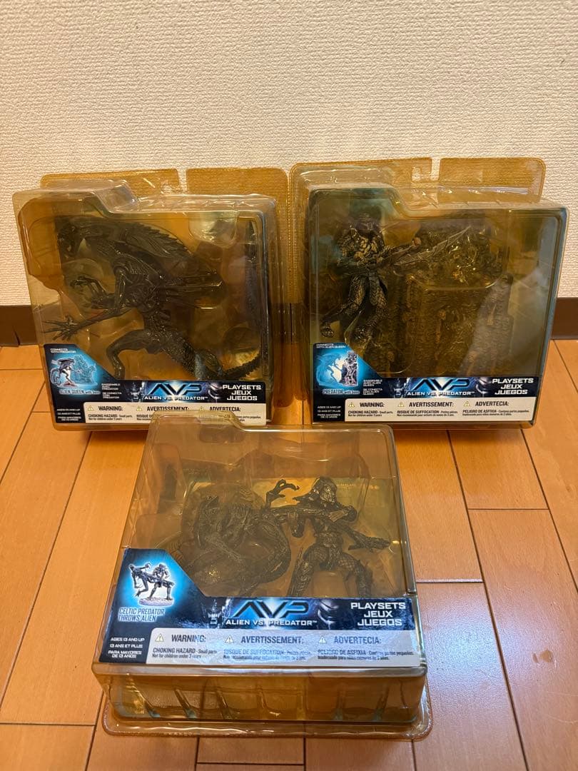 星*奨様 【未開封・3点セットMcFarlane AVプレデター＆エイリアンジオ