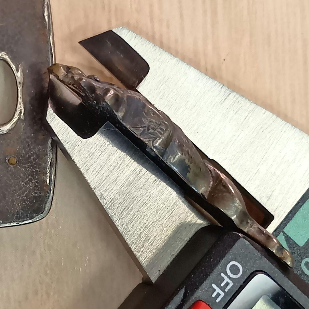 煙草入れ／超絶技巧前金具／猪／在銘あり