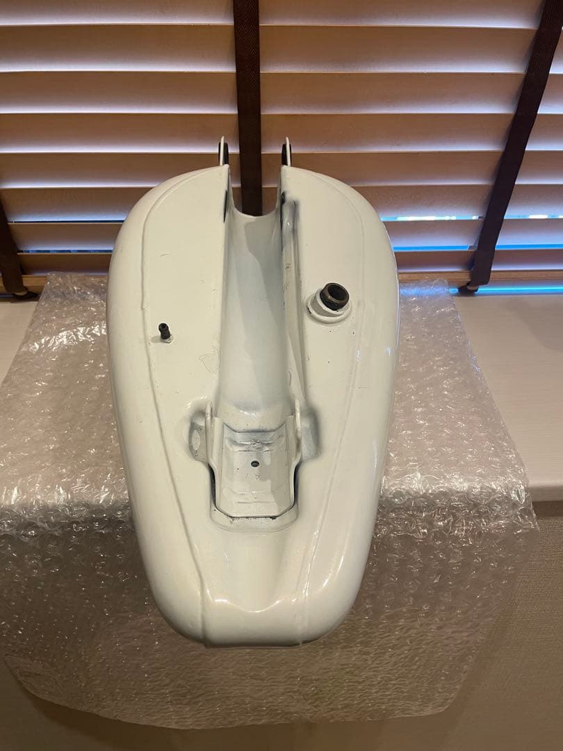 スポーツスター純正ガソリンタンク