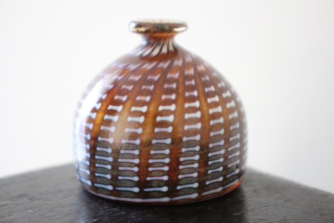 スウェーデン　コスタボダ　アーティストコレクション　バーティル・ヴァーリン　小瓶