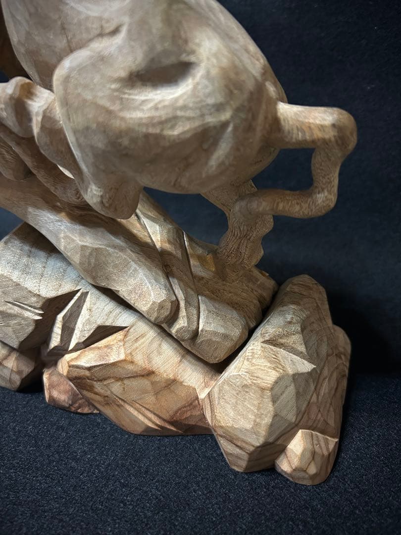 彫刻 木造 虎 牛 闘い 戦 木彫 オブジェ 置物 美術