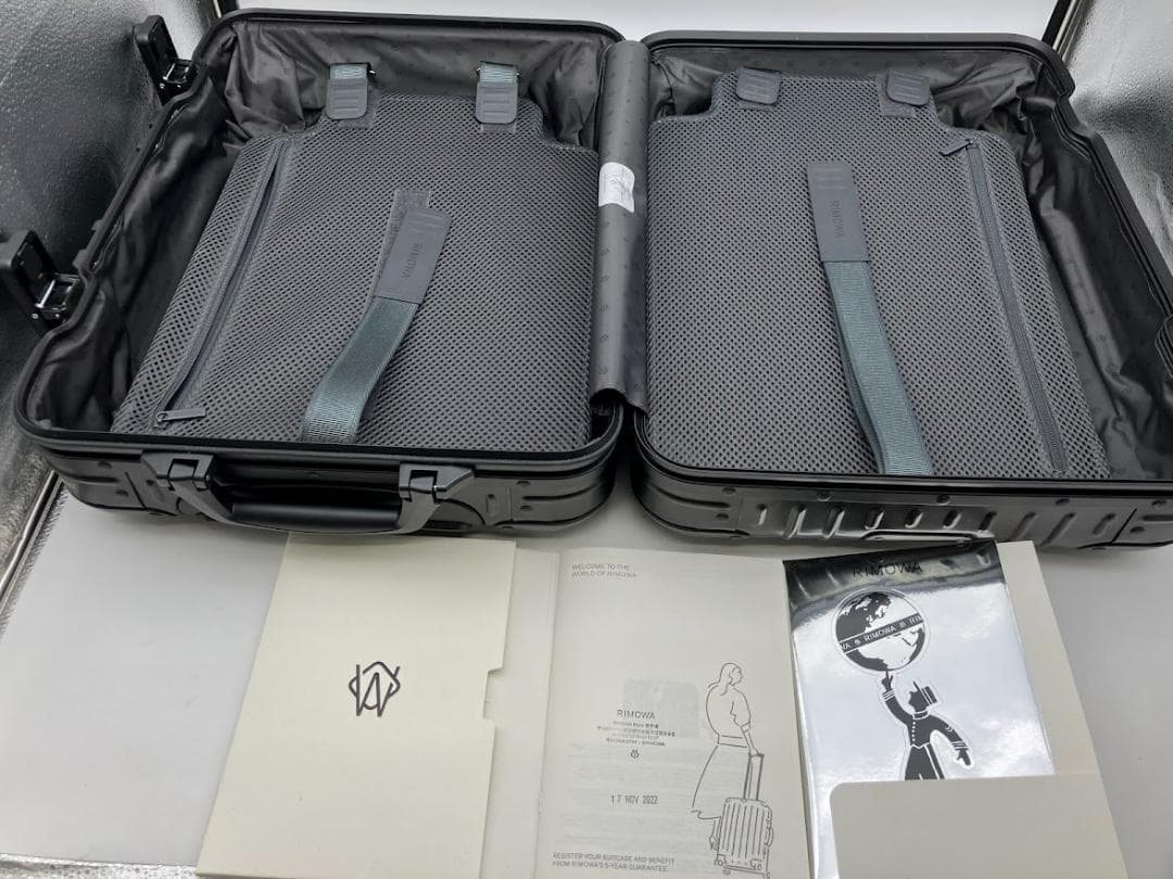 RIMOWA ORIGINAL CABIN S MATTE BLACK キャリー