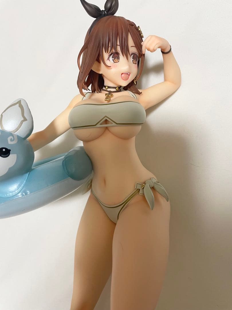 ライザ 水着ver. 1/6フィギュア