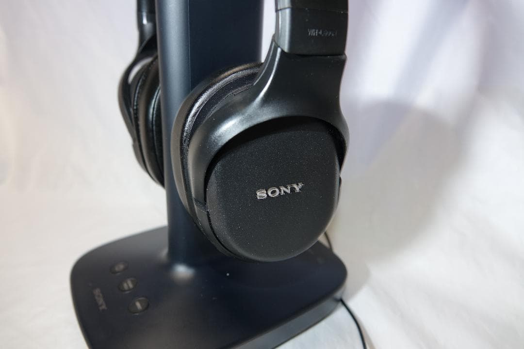 SONY ワイヤレスヘッドホン　TMR-L600 WH-L600R