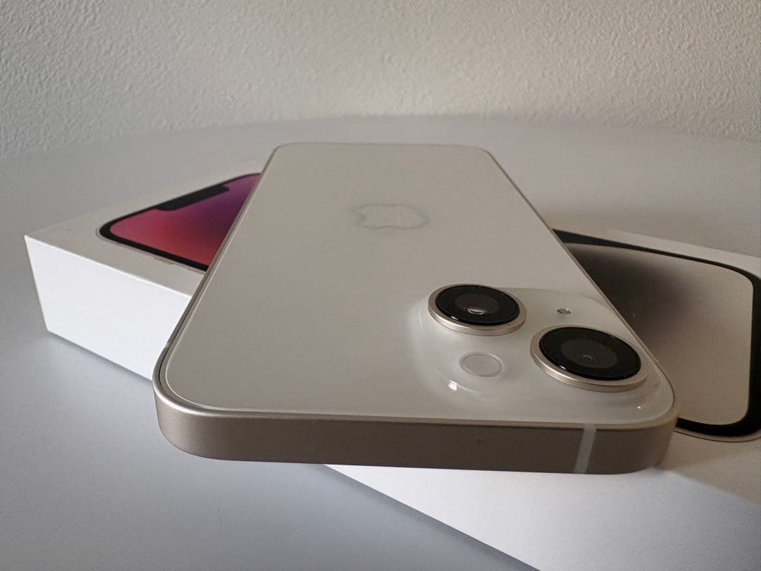 【新品】iPhone14 256GB スターライト SIMフリー