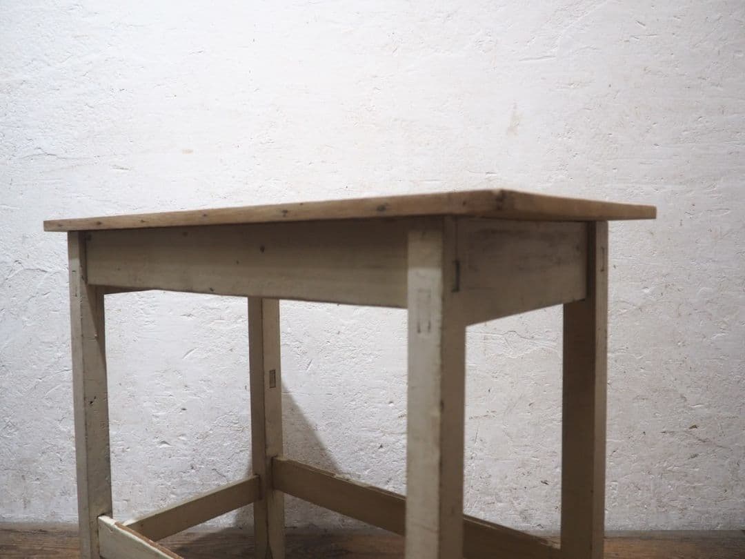 1270 ビンテージ　ペンキのテーブル　デスク　作業台　レトロ　シャビー　古家具