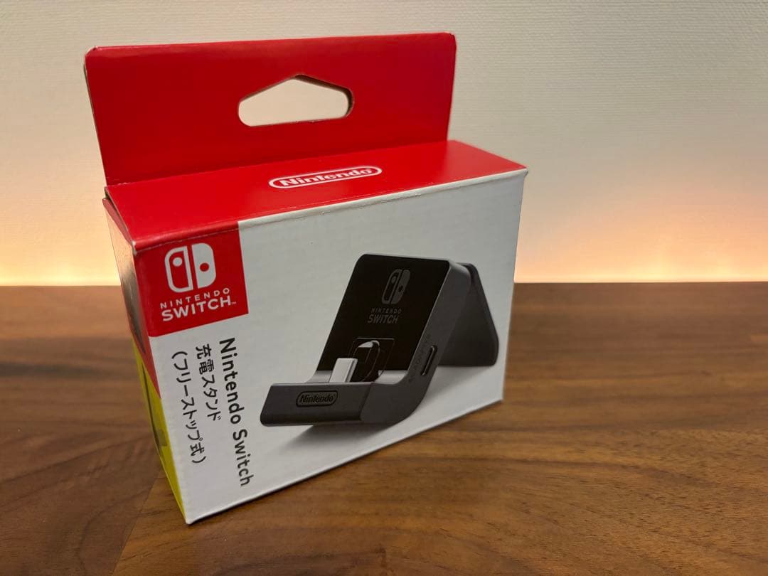 Nintendo Switch 本体セット、純正スタンド、社外ケース付き