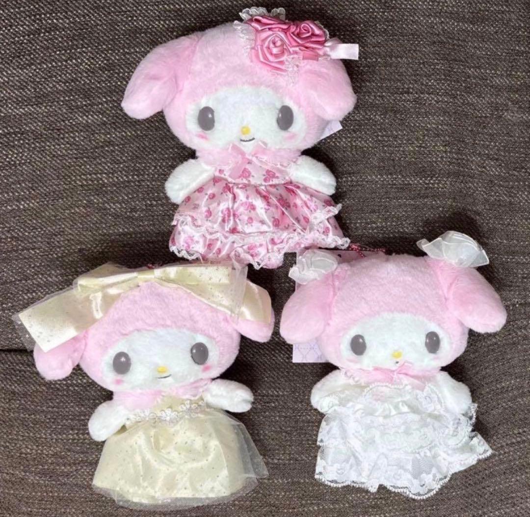 レディマイメロディ　マイメロ　マスコットホルダー　サンリオ　バラ　ドレス　リボン