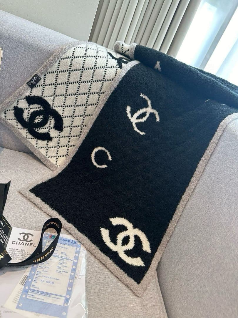 CHANEL　シャネル　マフラー　　180×35cm