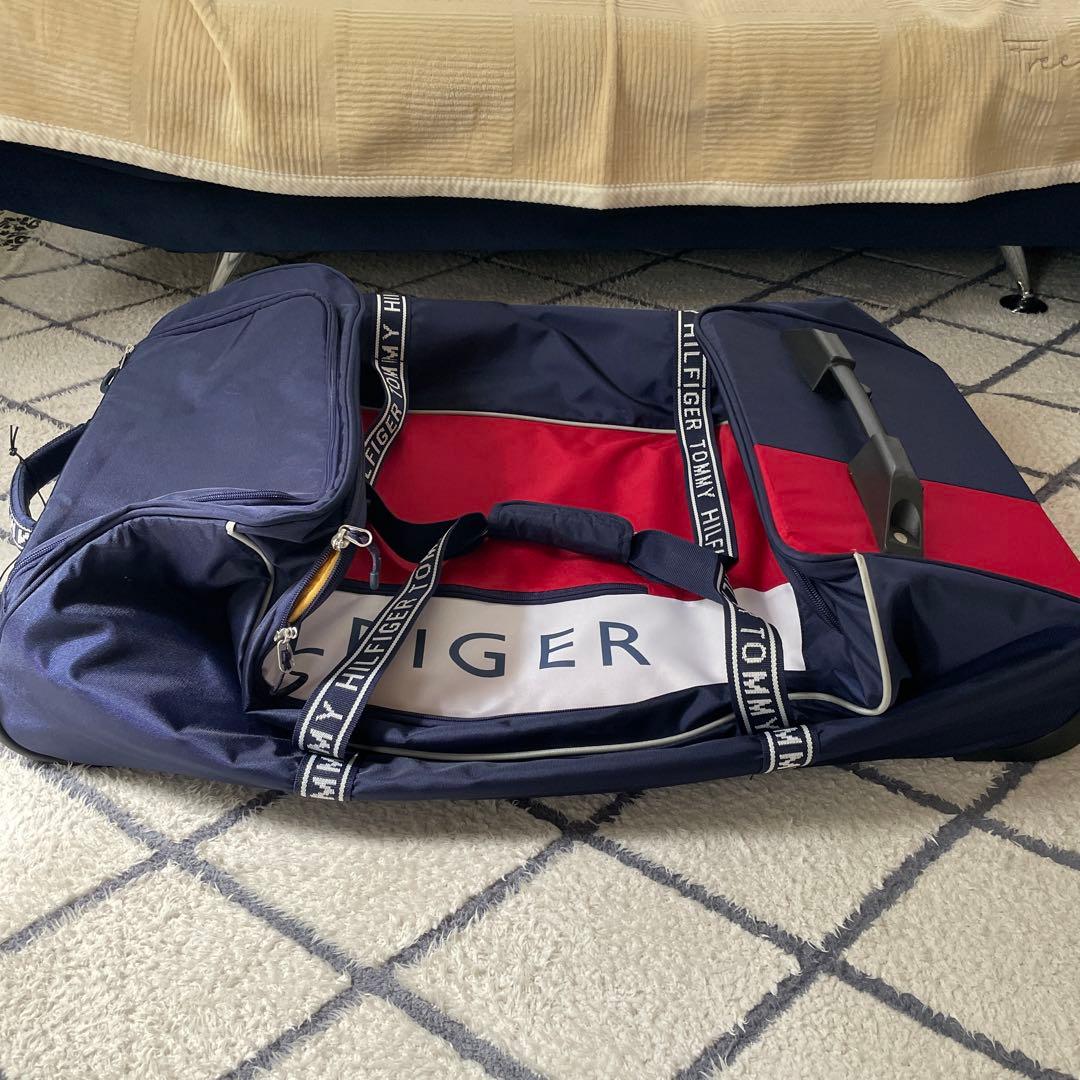トミーヒルフィガー 折りたたみキャリーバッグ 大容量 リュック