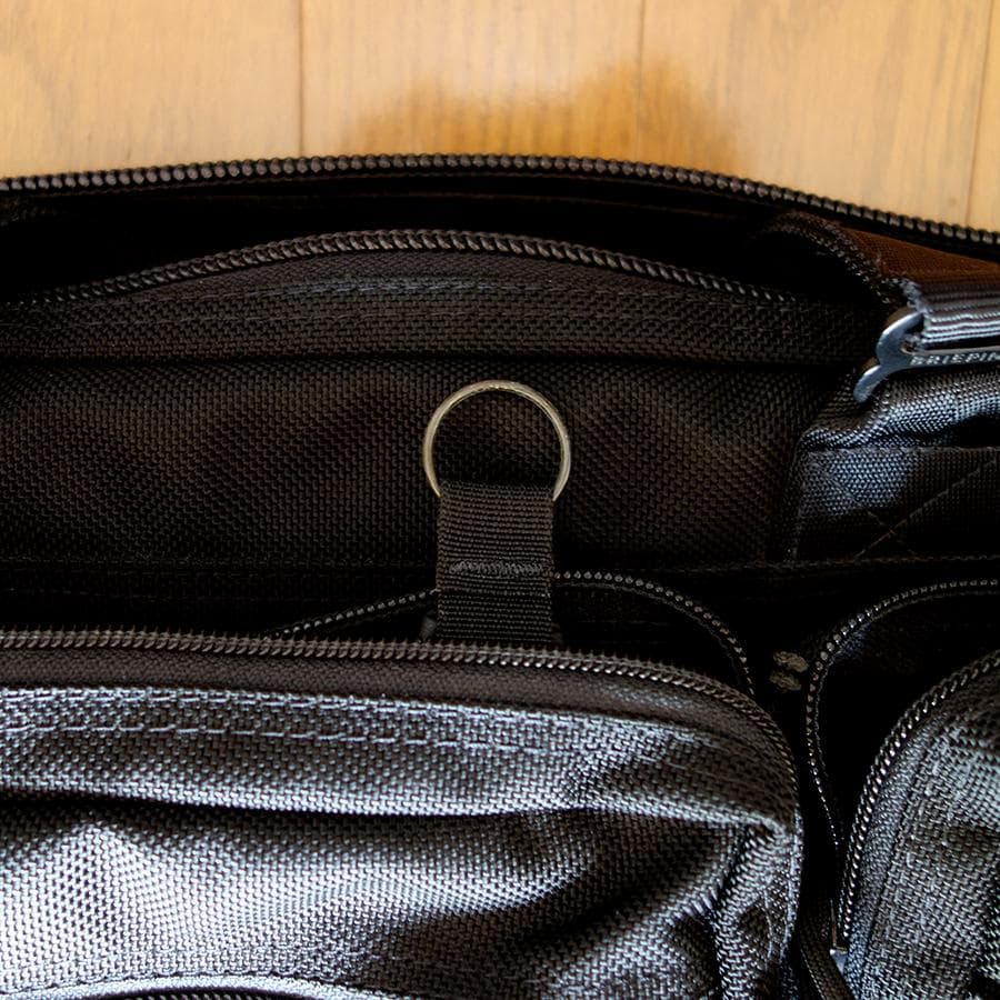 【美品】ブリーフィング　A4 LINER　ブラック