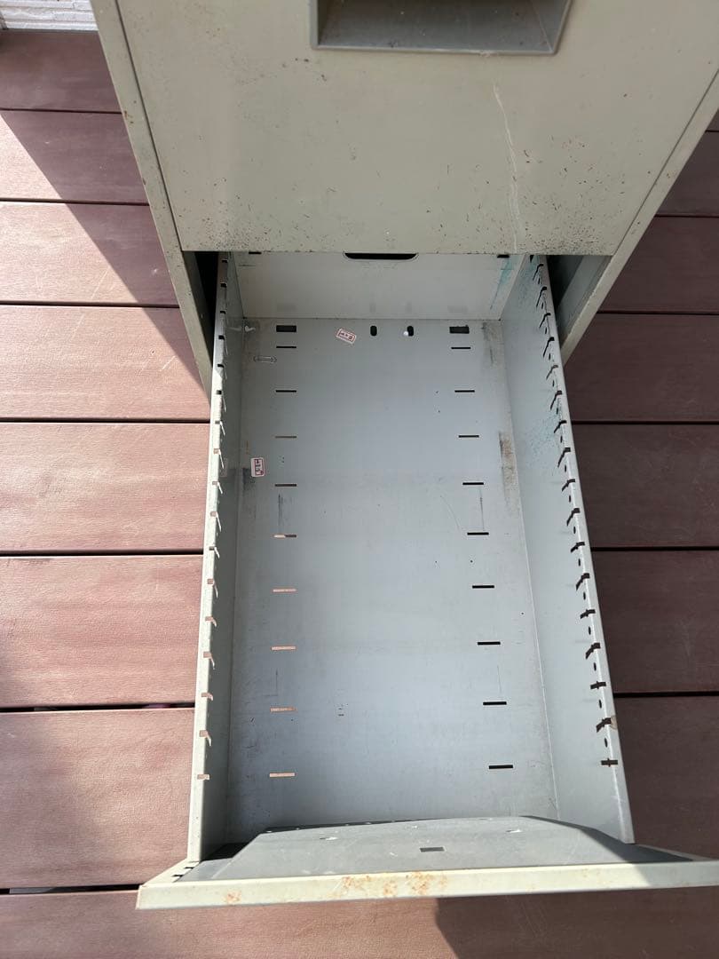 スチール製3段書類ケース　ビンテージ　サビ感　プラス　昭和レトロ　大量収納