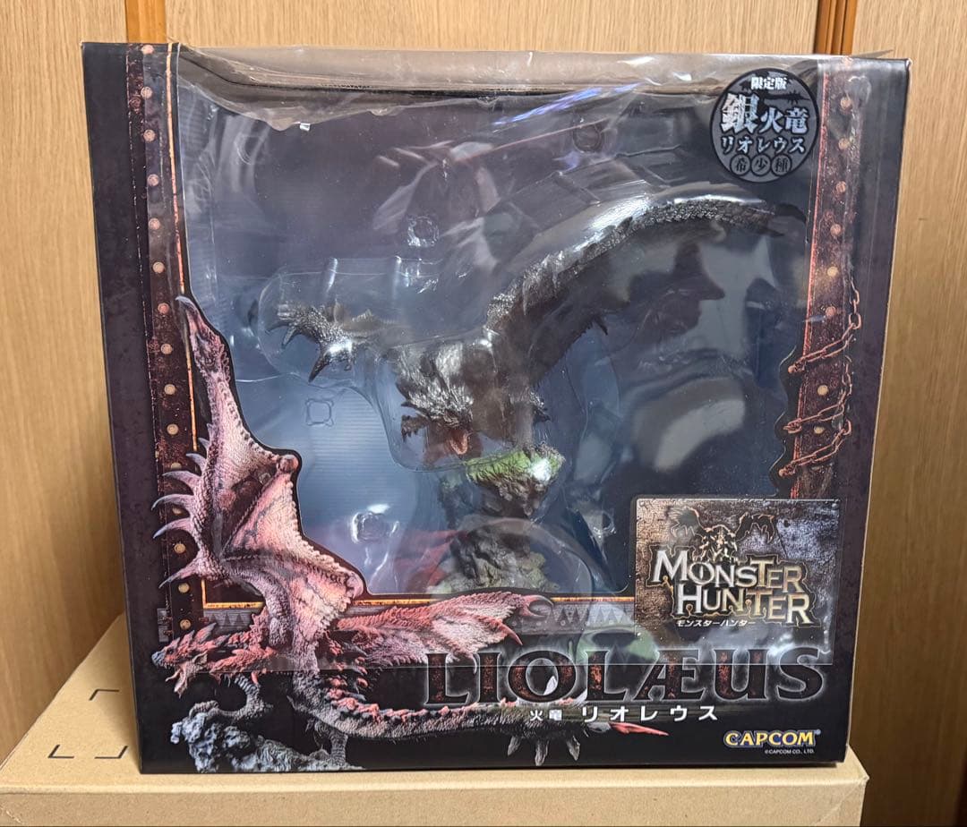 モンスターハンター リオレウス 希少種フィギュア クリエイターズモデル 正規品