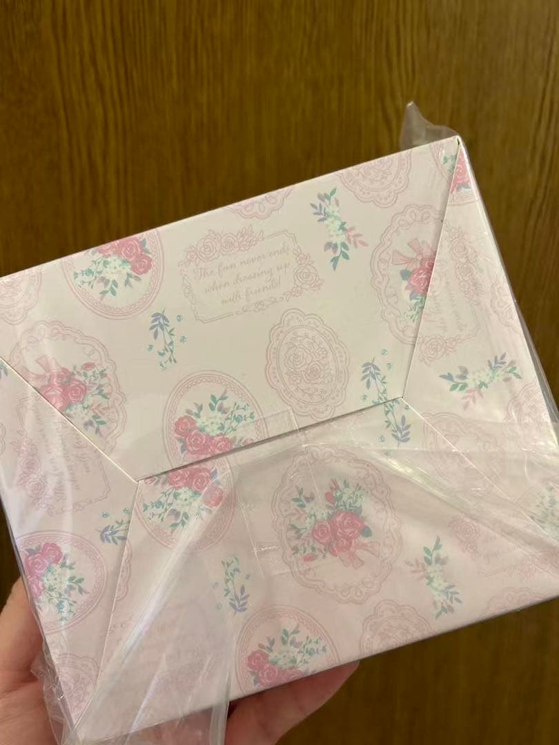 サンリオ ホワイトフリル シークレットストラップ ボックス 全種類