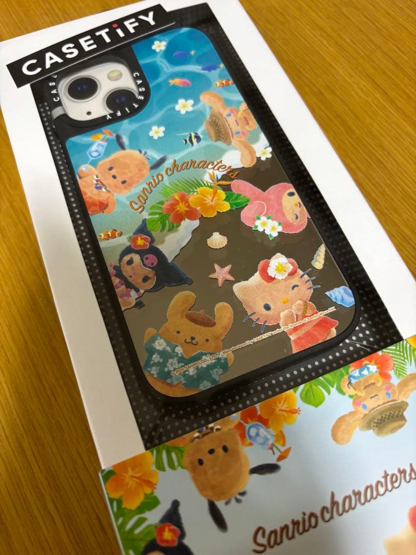 CASETiFY サンリオキャラクター iPhone15ケース　ミラーケース