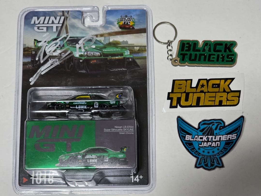 MINIGT LBWK ER34ブラジル限定イベントサイン付き