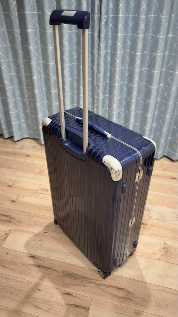 RIMOWA ネイビーキャリーケース