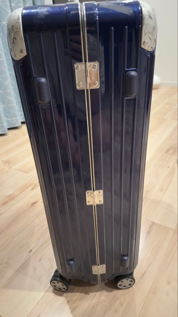 RIMOWA ネイビーキャリーケース