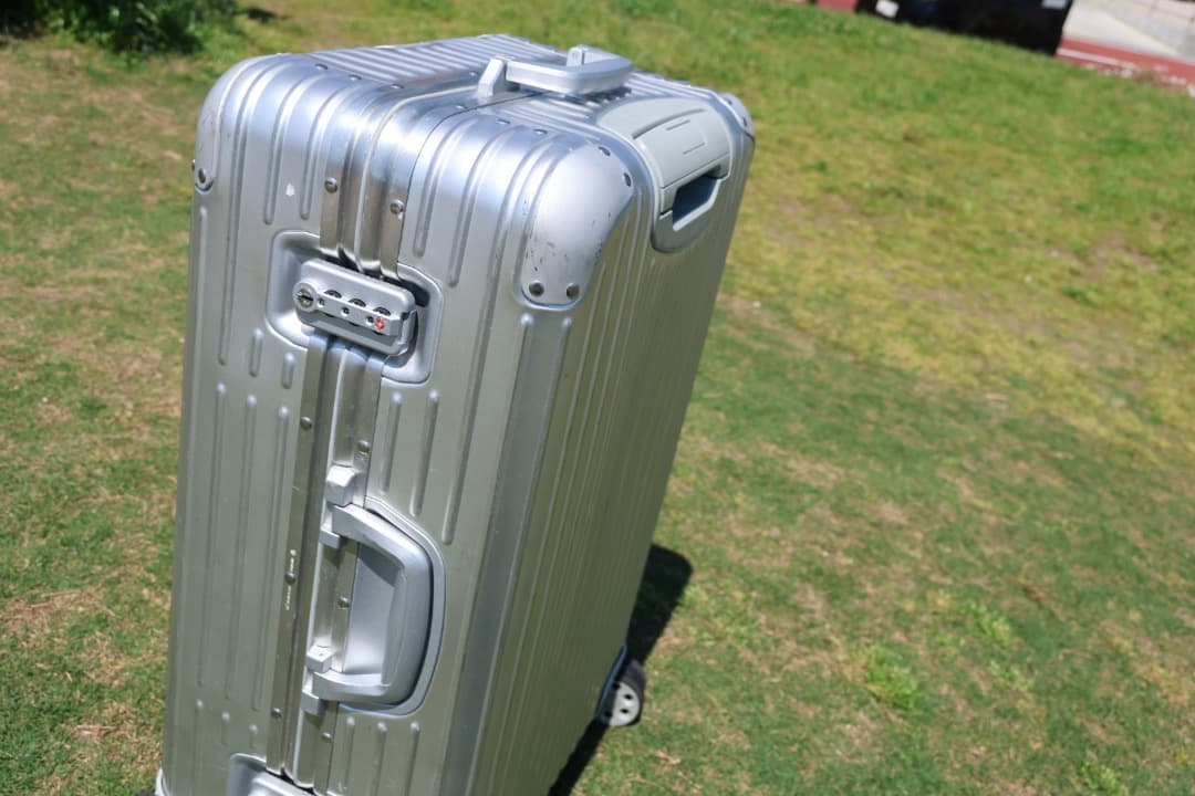 現行品/美品 【RIMOWA】リモワ チェックイン M アルミ シルバー