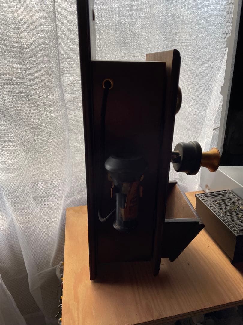 レトロ電話型AMラジオ