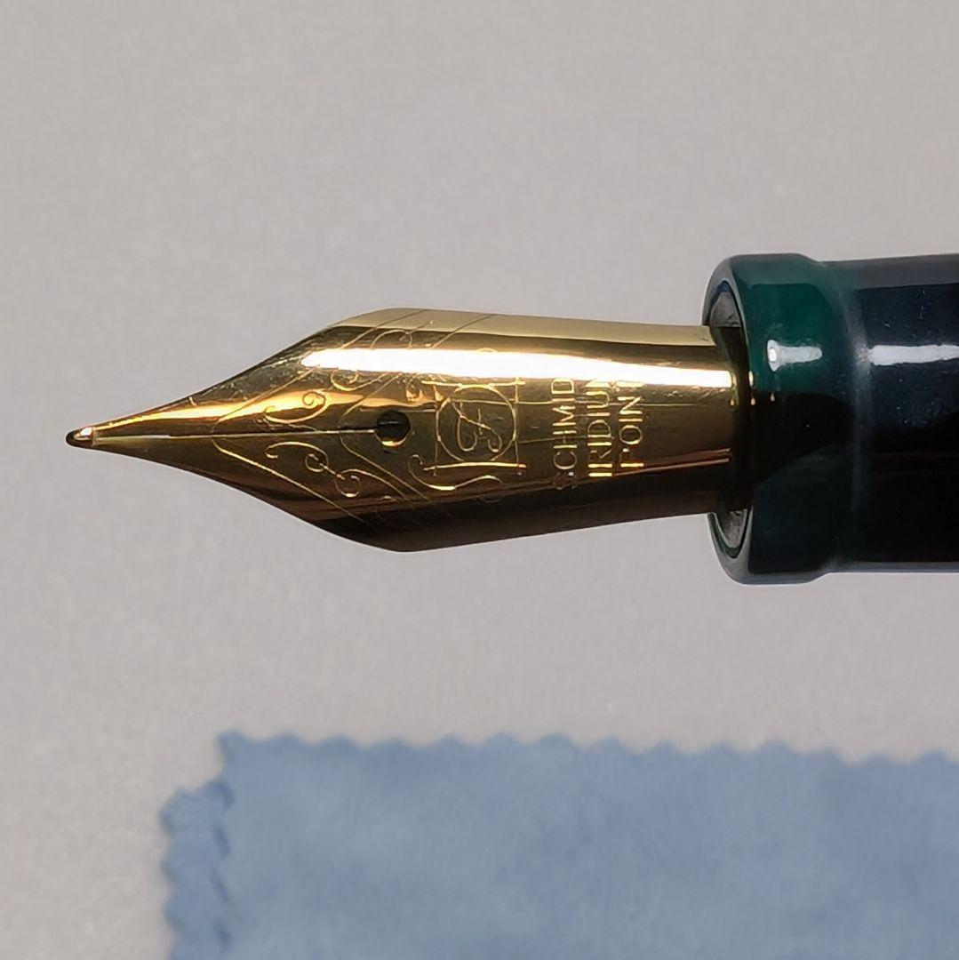 Pent 万年筆 シンフォニー エメラルド 森の精霊 F 細字