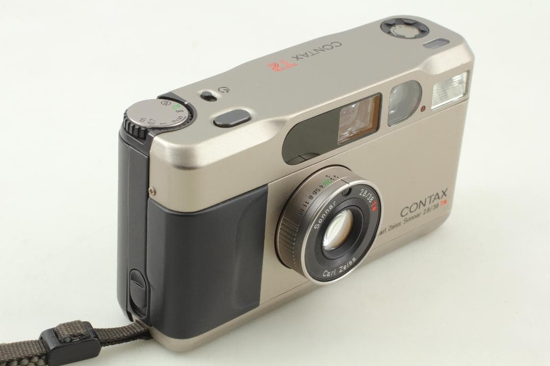 フィルムカメラ Contax T2