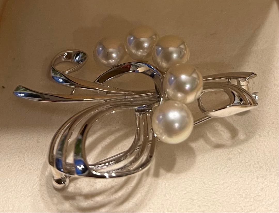 美品　MIKIMOTO 真珠 シルバー ブローチ