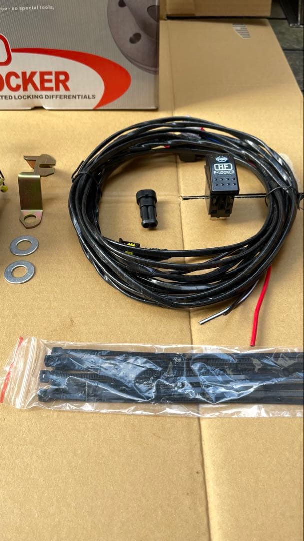 電磁ロッカージムニーJB23後期以降10穴デフ リングフロント 22S