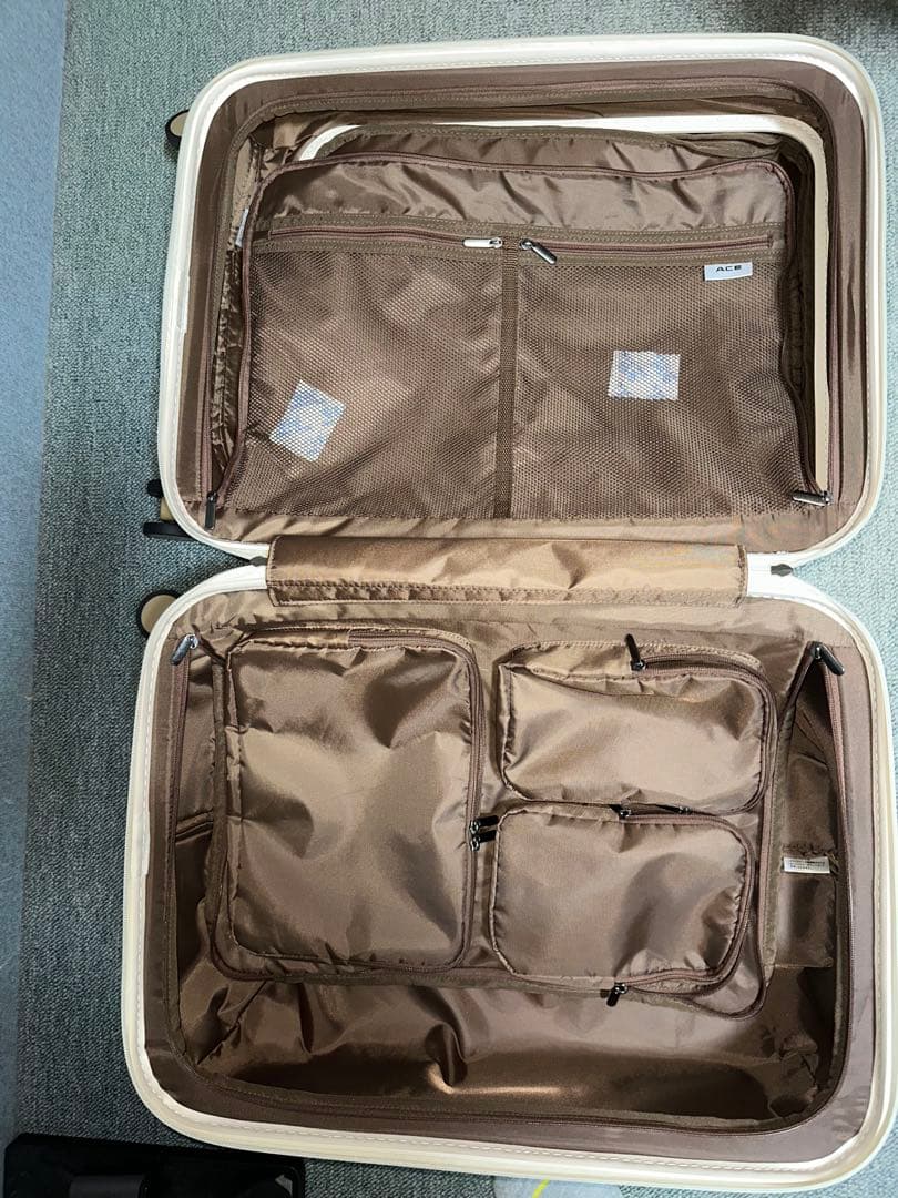 ACE フレットボード 50L スーツケース　アイボリー　ホワイト