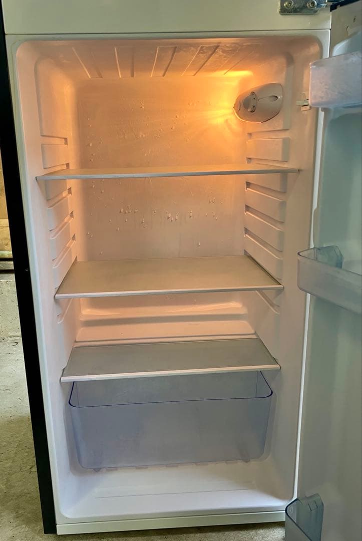 アズマ 冷蔵庫 136L スタイリッシュ ステンレス扉 2020年製