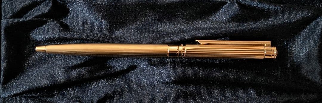 新品未使用　廃盤　MONTBLANC　モンブラン　ノブレスオブリージュ　ゴールド