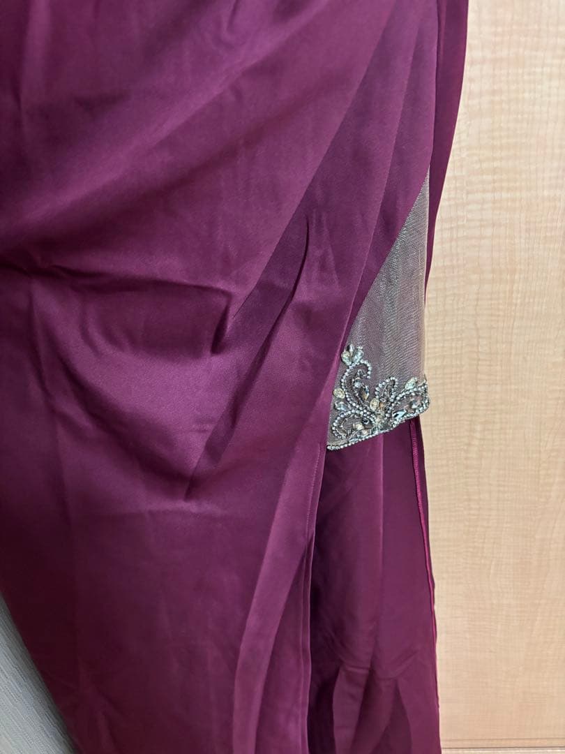 キャバドレス　赤