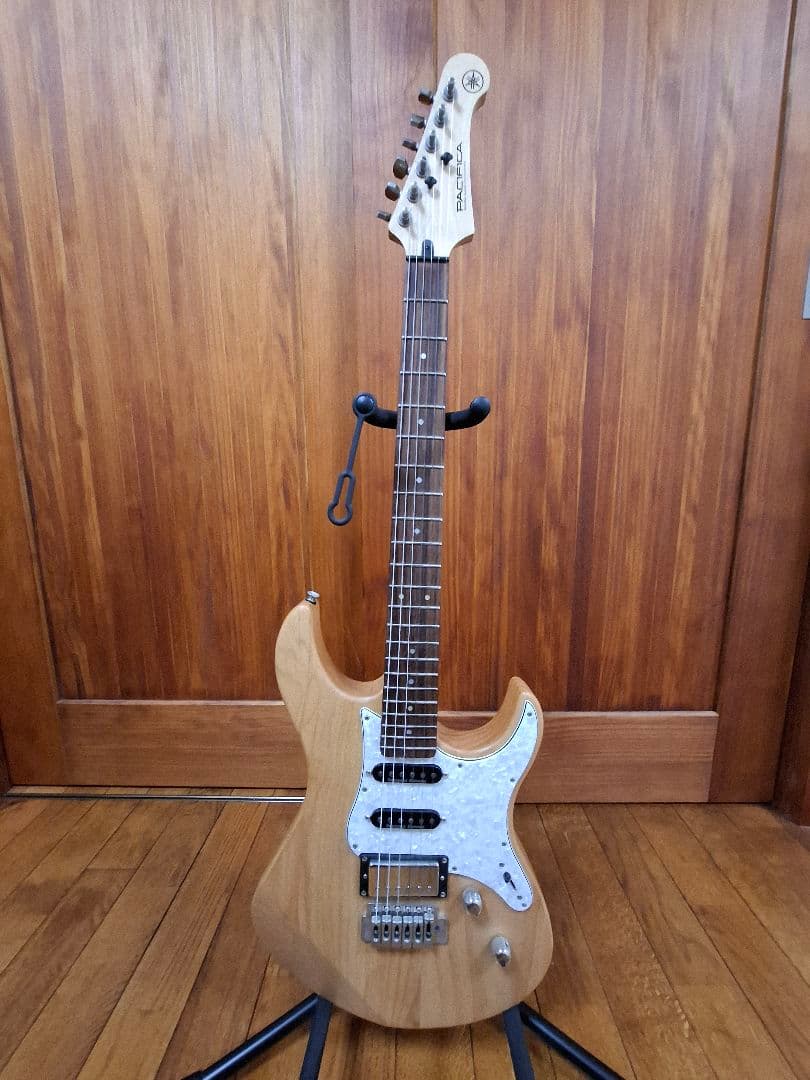 Yamaha PAC612ⅦⅩ エレキギター ナチュラル